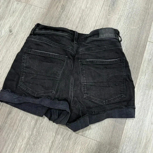 American Eagle Stretch Short - Picture 2 of 6